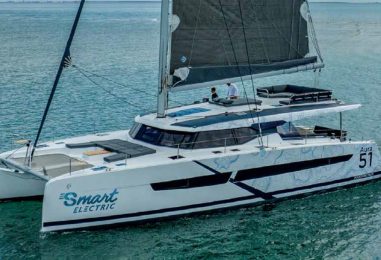 FOUNTAINE PAJOT Sailing Catamaran with Smart Electric®