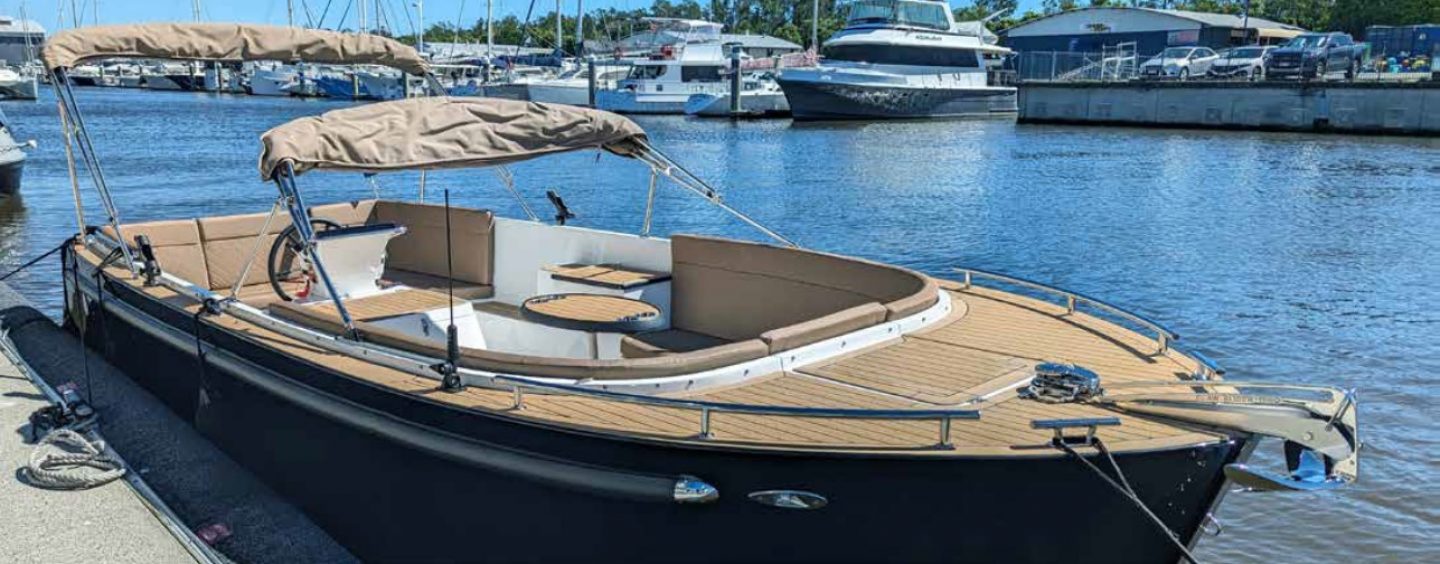 THE ULTIMATE DAY BOAT – SIROCCO 730i